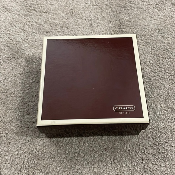 Coach bangle bracelet with white enamel - Picture 2 of 5